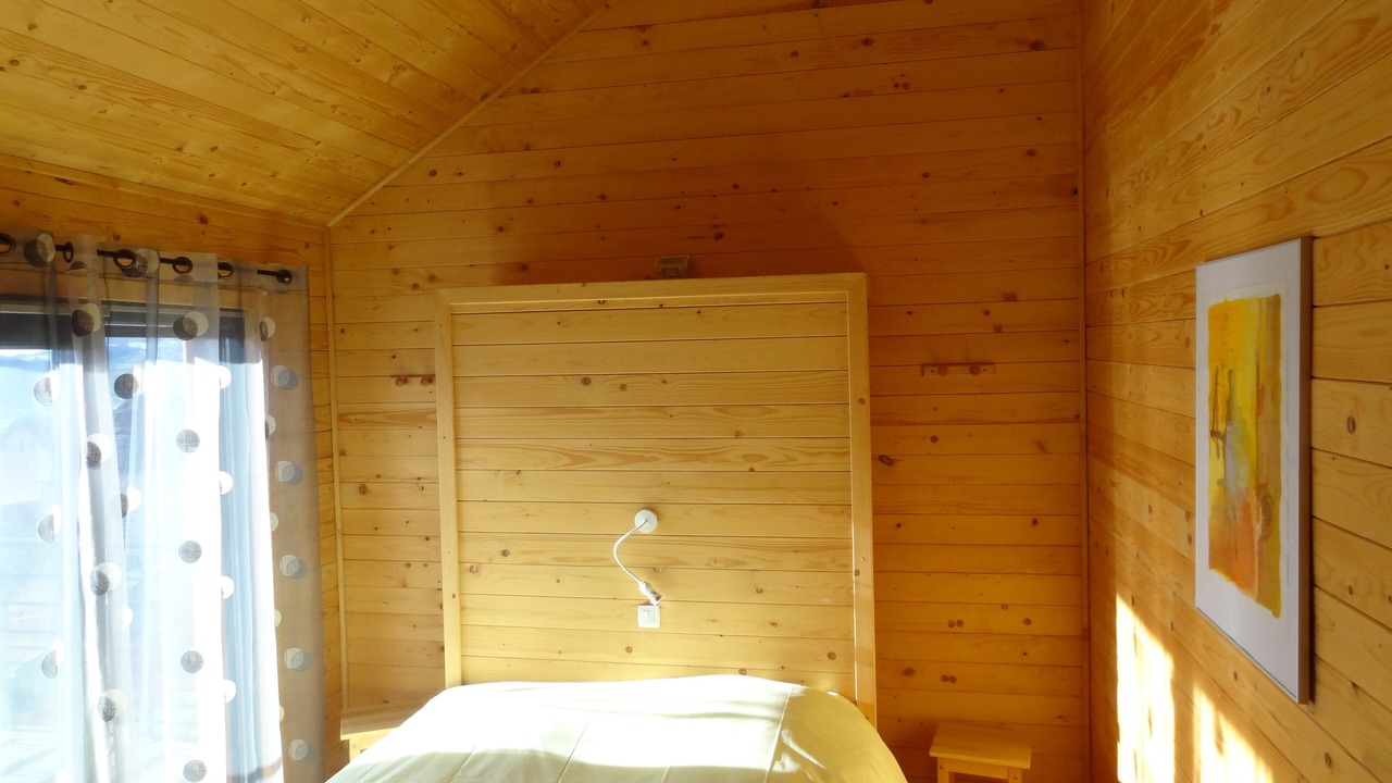 Photo of Bedroom in Puy-Saint-Eusebe
