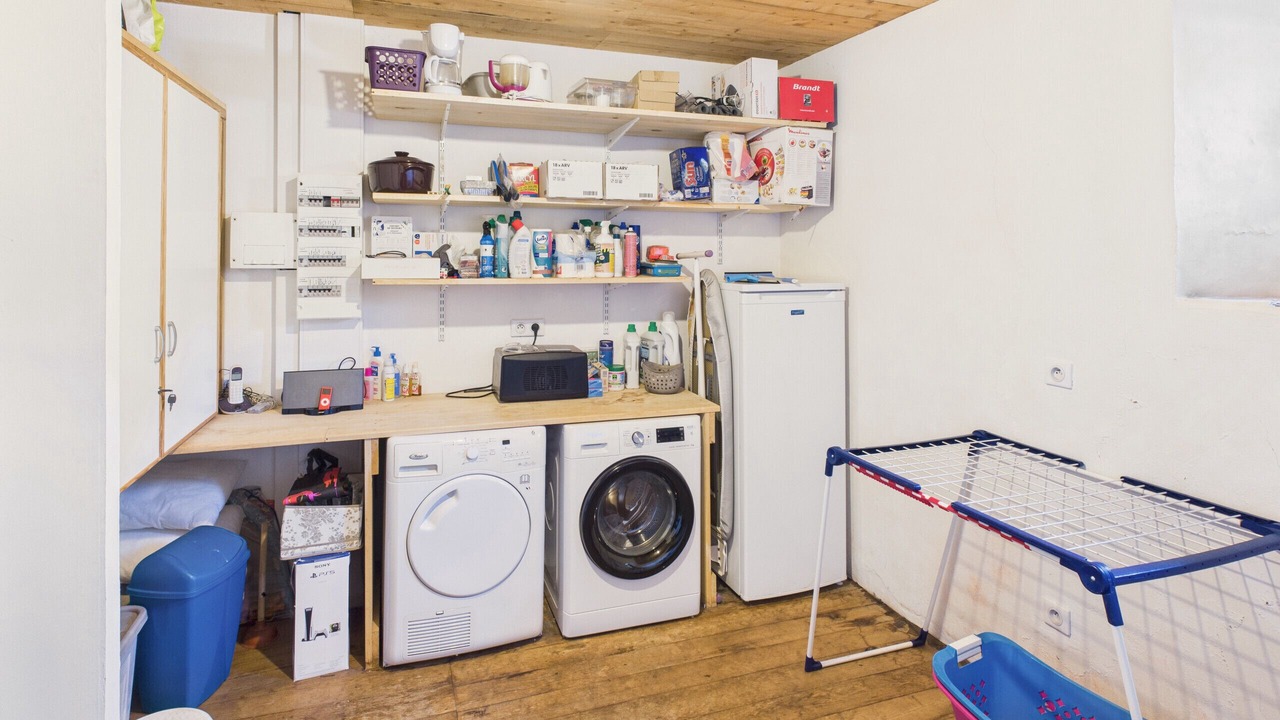 Photo of Others in Les Eyzies