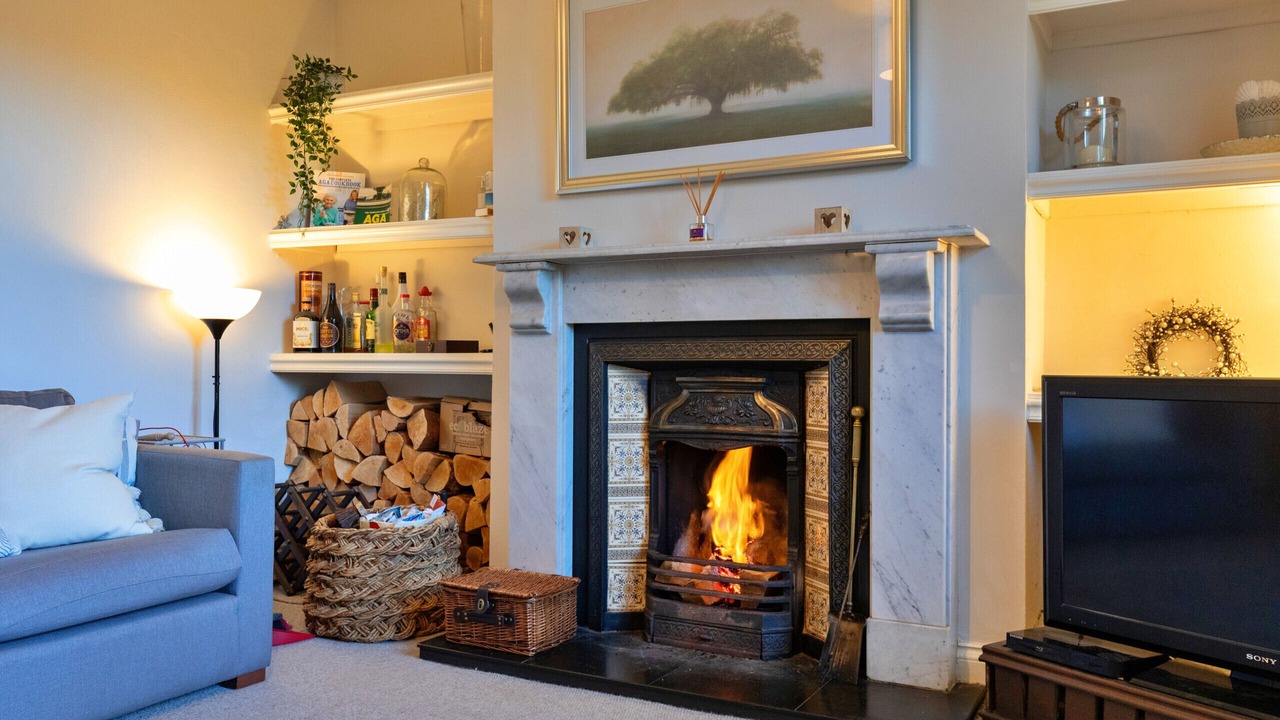 Photo of Livingroom in Kerridge