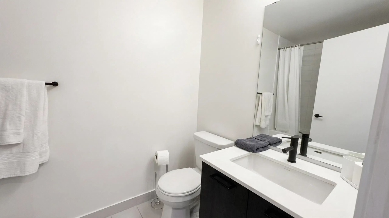 Photo of Bathroom in Harwood