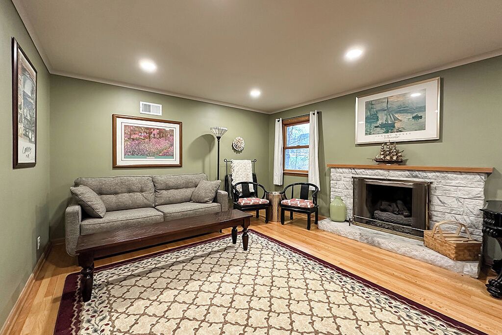 Photo of Livingroom in Bellevue