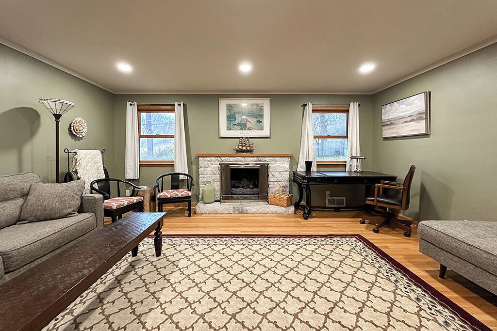 Photo of Livingroom in Bellevue