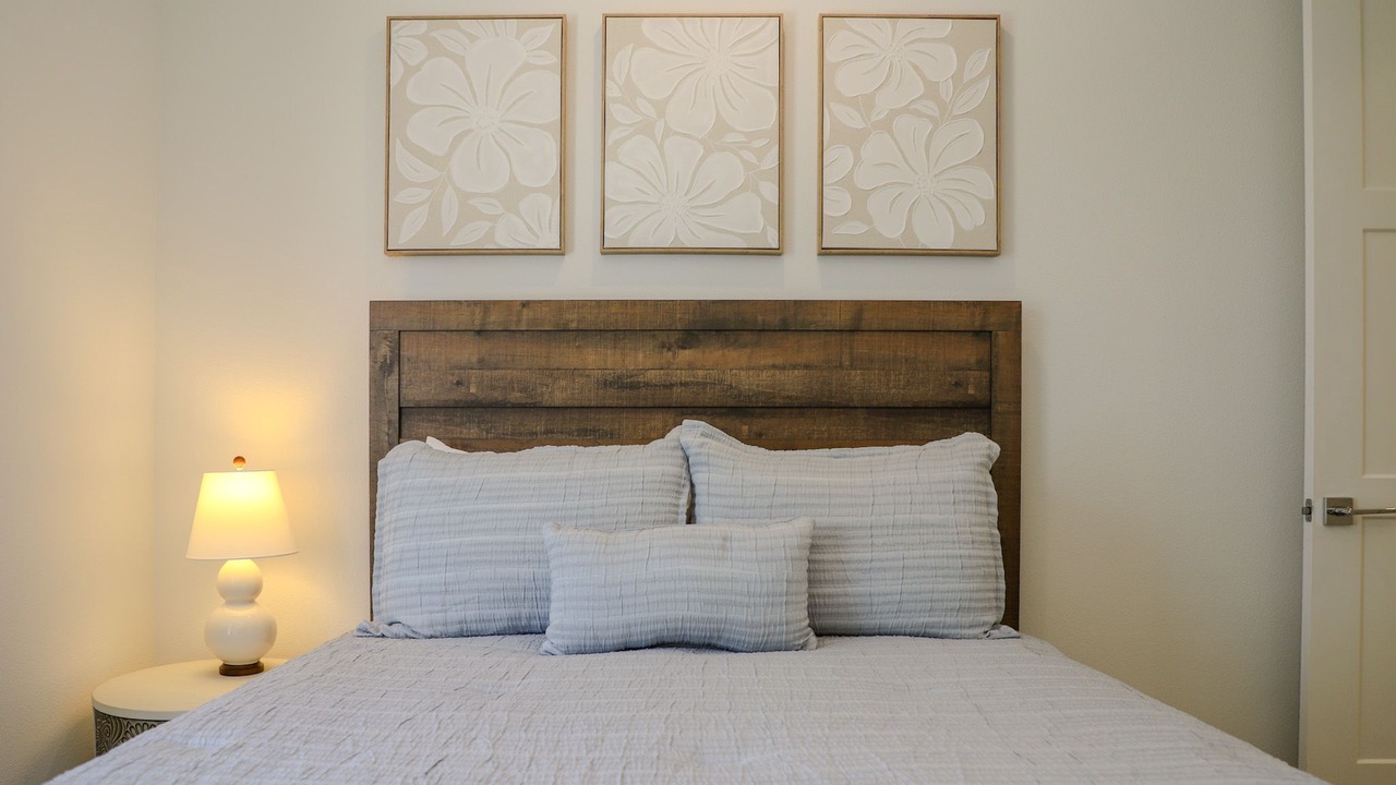 Photo of Bedroom in Round Rock Original Plat