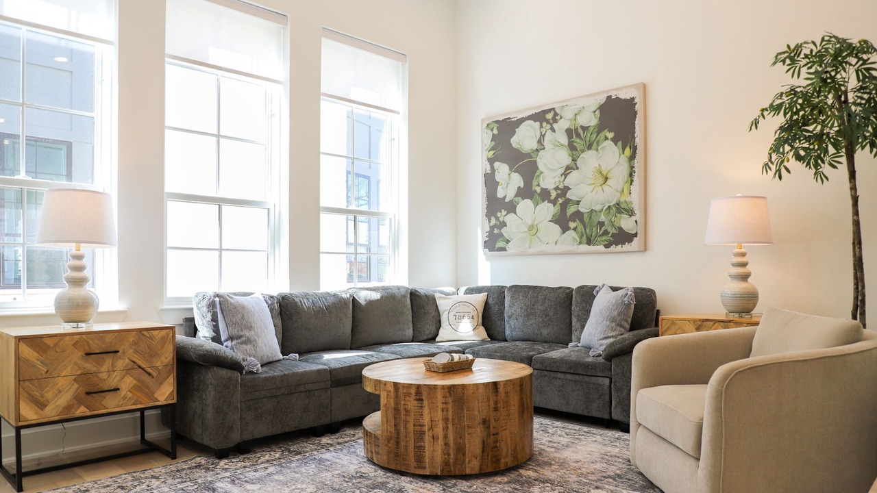 Photo of Livingroom in Round Rock Original Plat