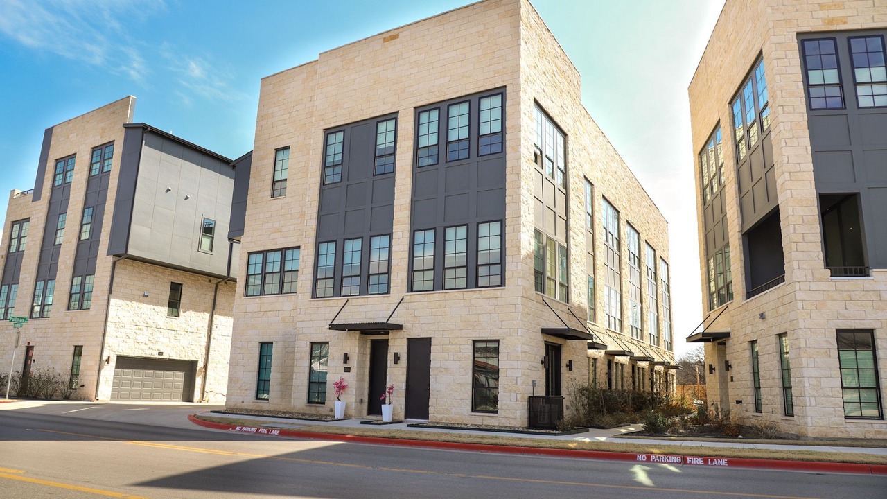 Photo of Outdoor in Round Rock Original Plat