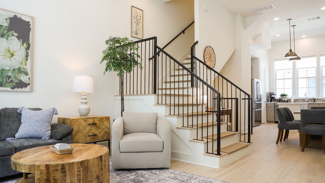 Photo of Livingroom in Round Rock Original Plat