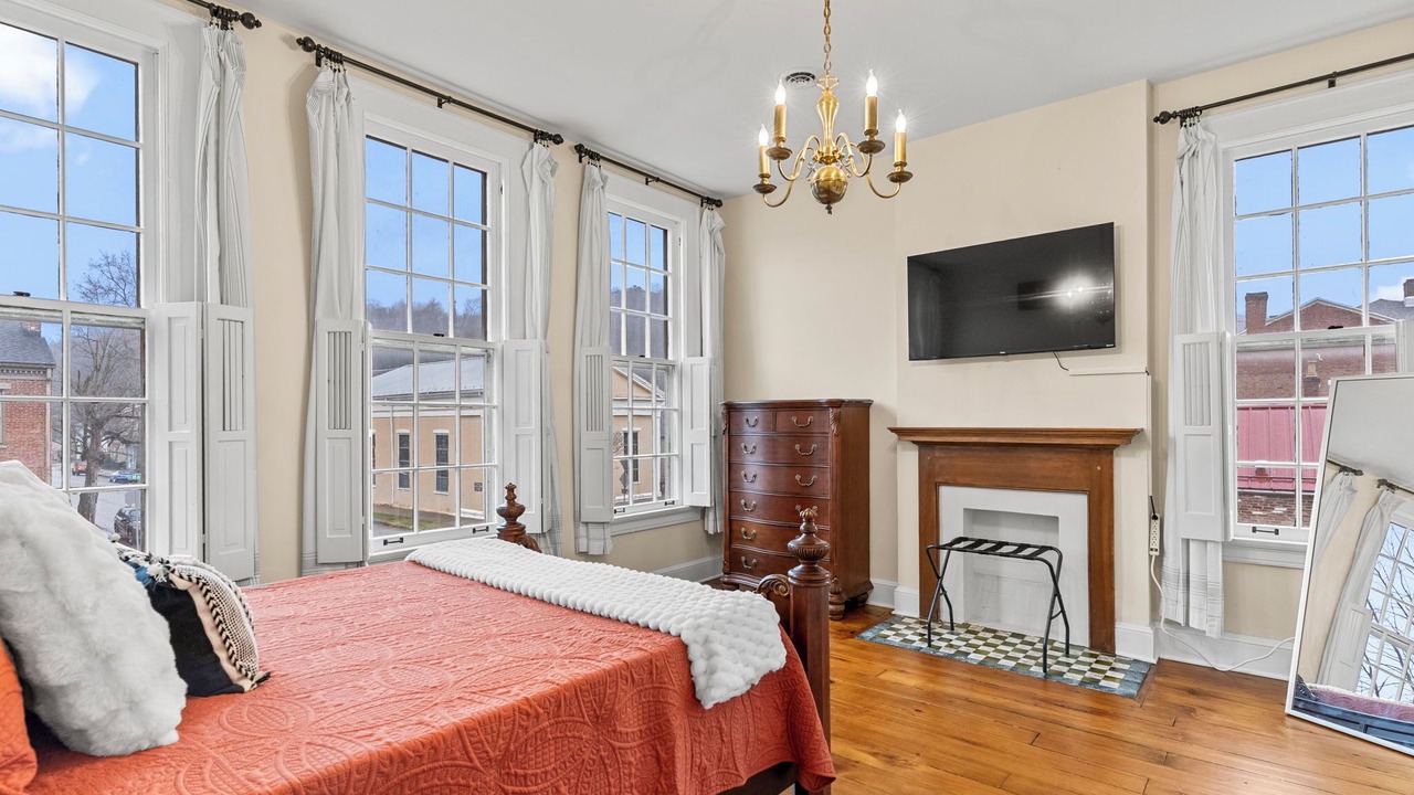 Photo of Bedroom in Madison