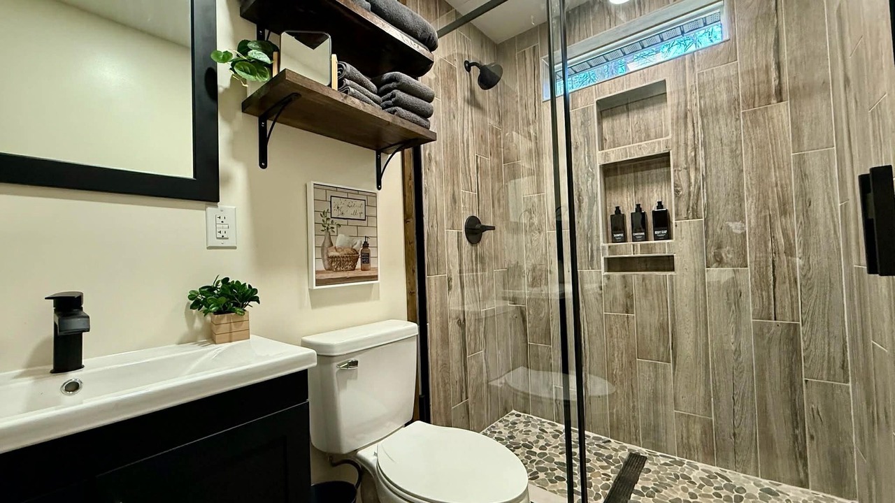 Photo of Bathroom in Aurora