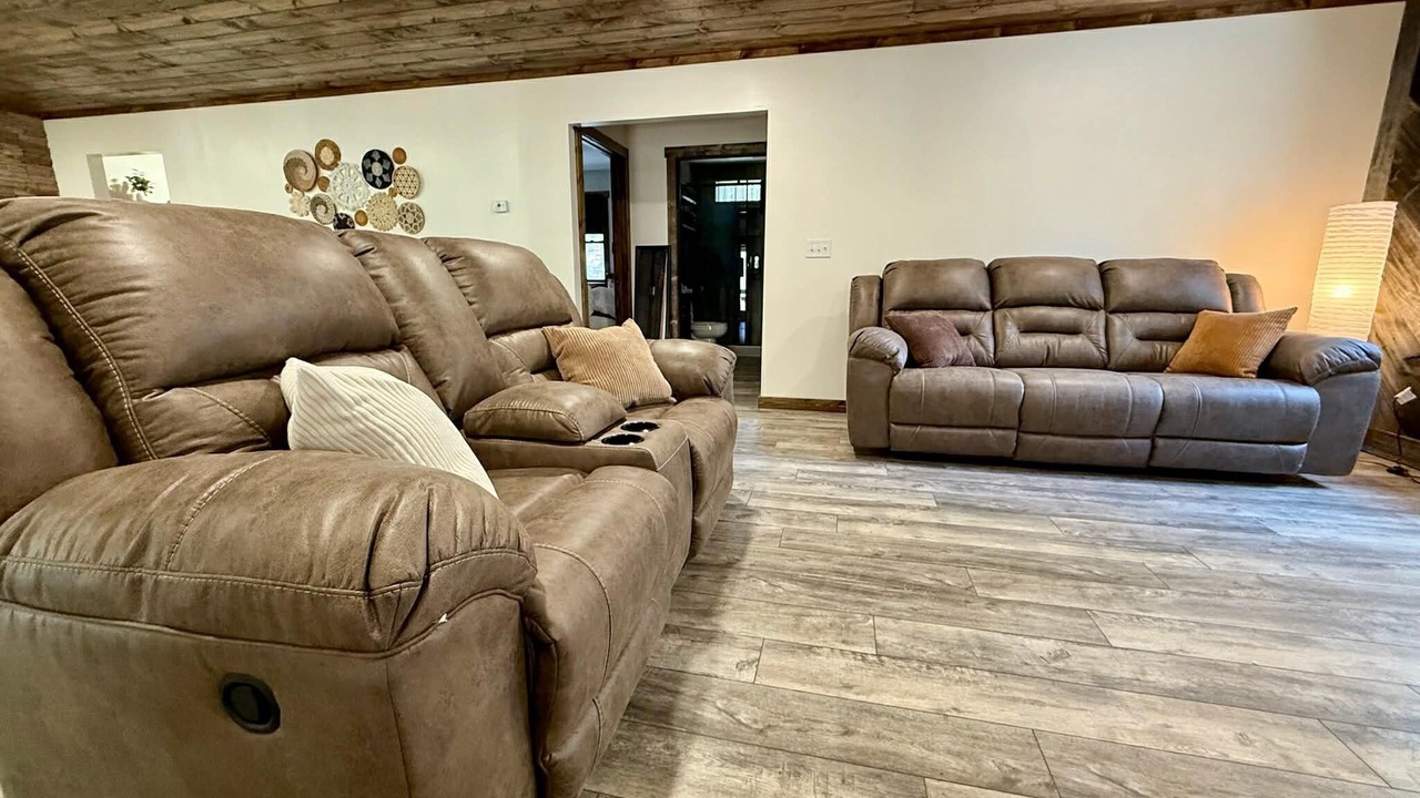 Photo of Livingroom in Aurora