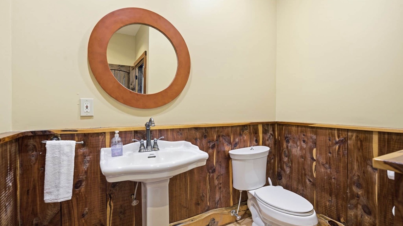 Photo of Bathroom in Dawsonville