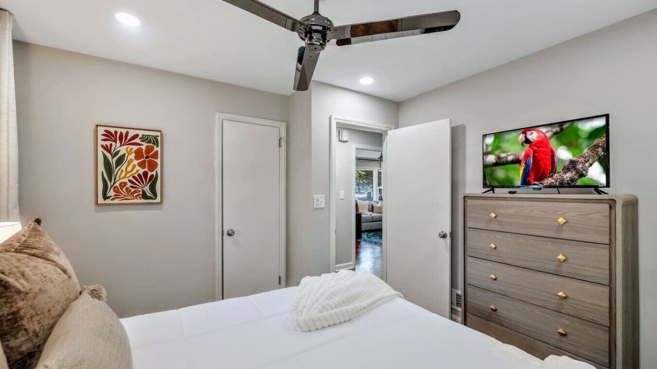 Photo of Bedroom in Forest Park