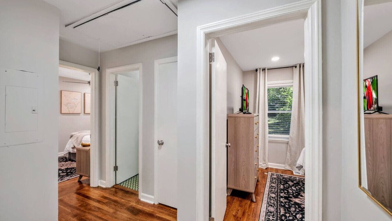 Photo of Bedroom in Forest Park