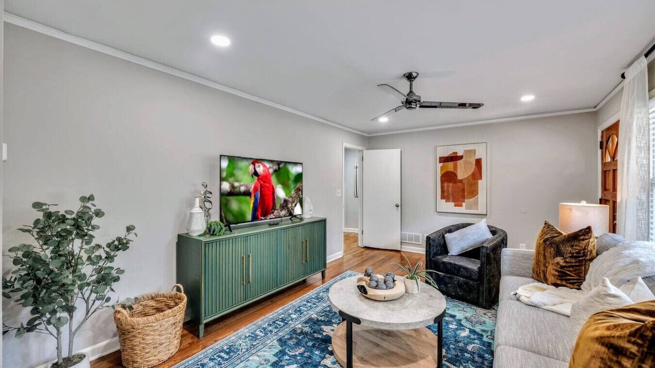 Photo of Livingroom in Forest Park