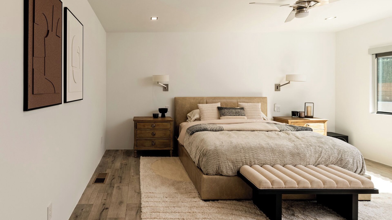 Photo of Bedroom in Beverly Glen