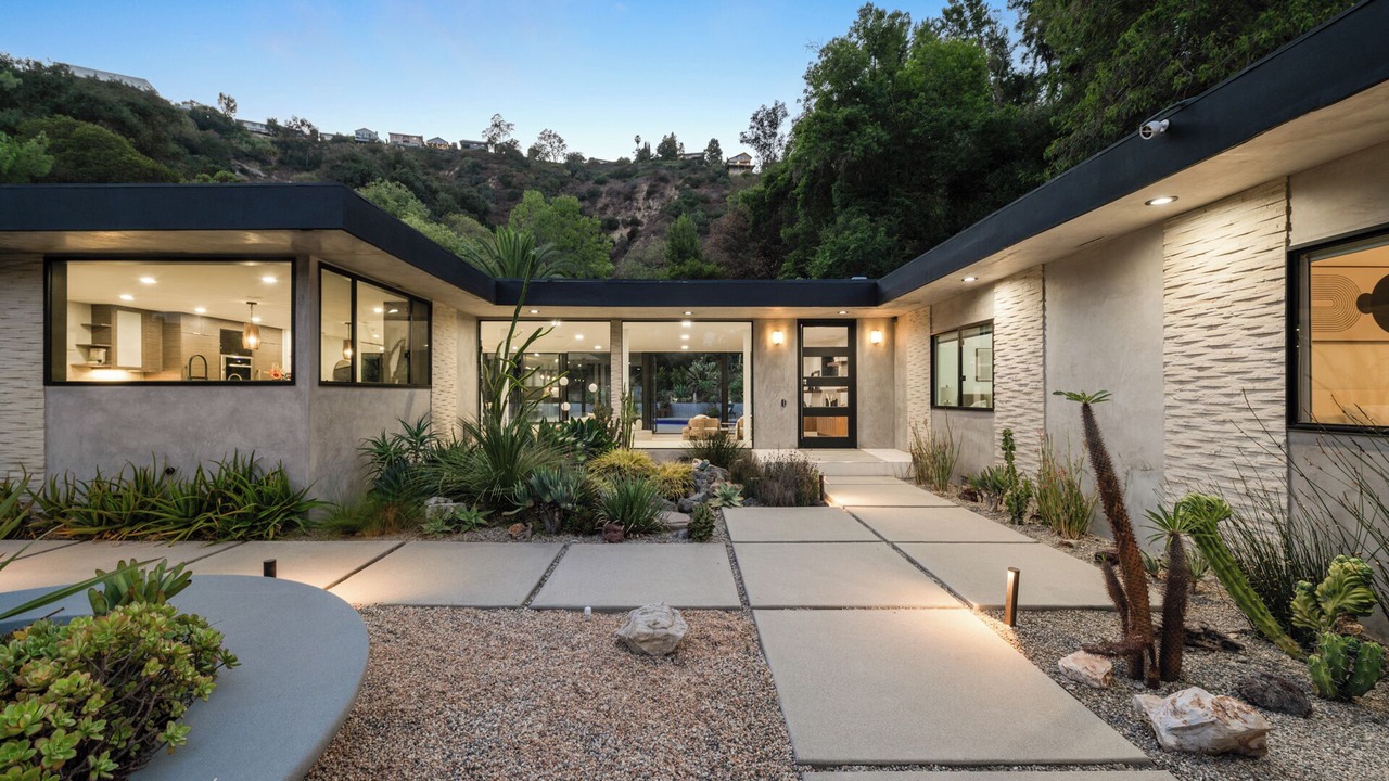 Photo of Outdoor in Beverly Glen