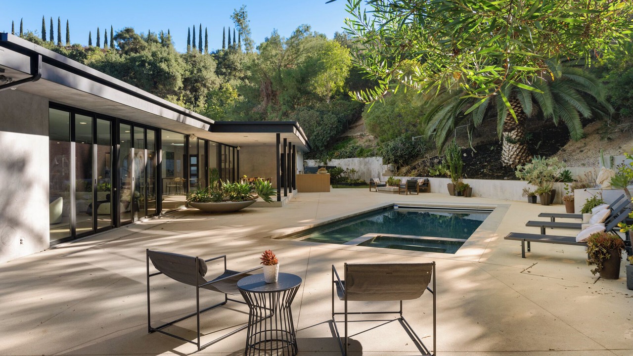 Photo of Outdoor in Beverly Glen
