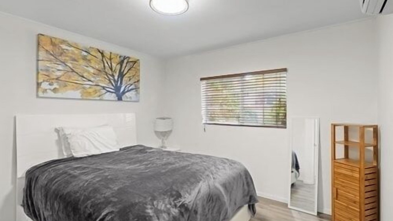 Photo of Bedroom in Beverly Hills