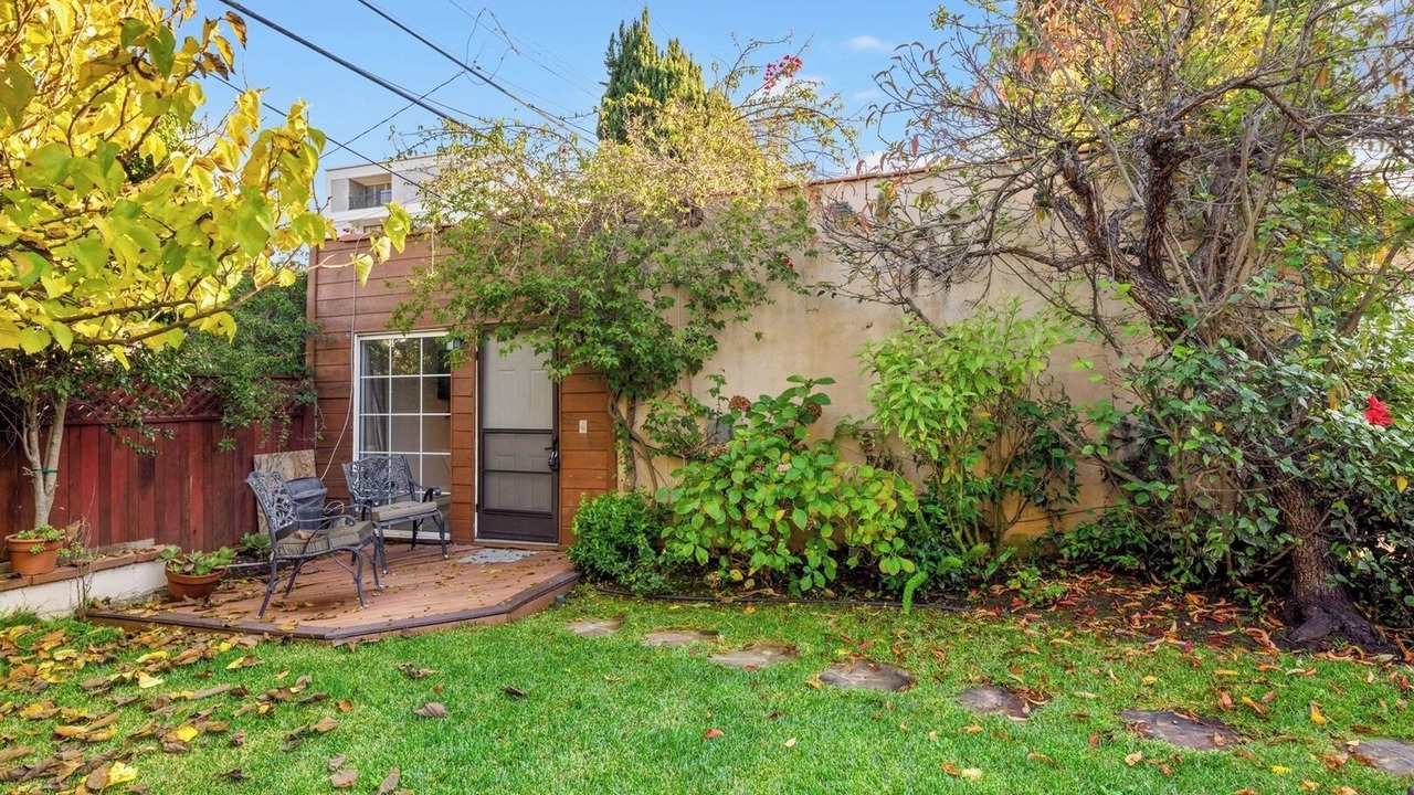 Photo of Patio Balcony in Beverly Hills