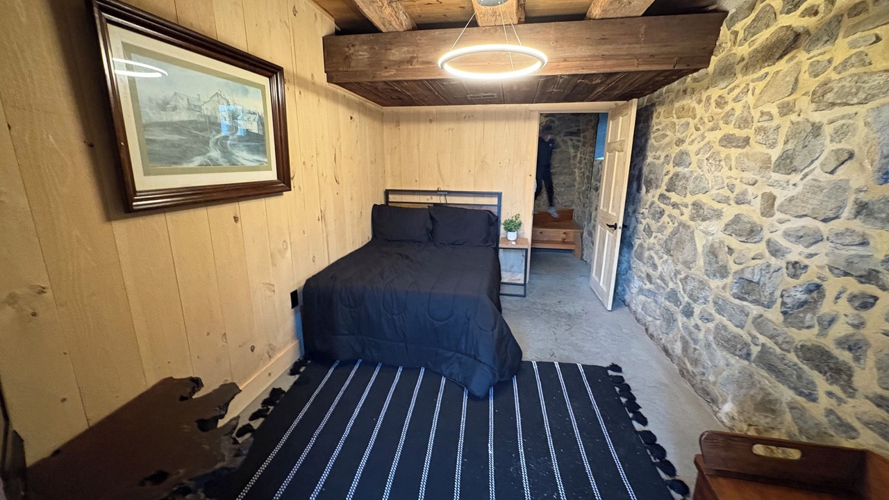 Photo of Bedroom in Springtown