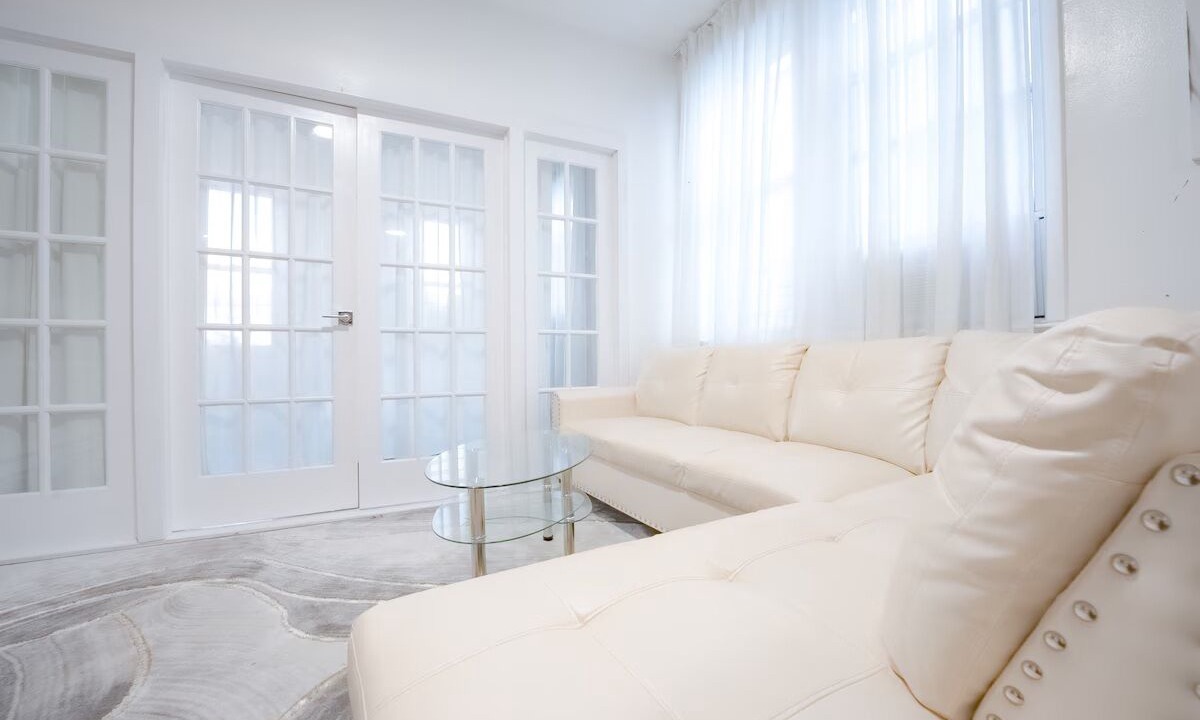 Photo of Livingroom in Southeast Yonkers