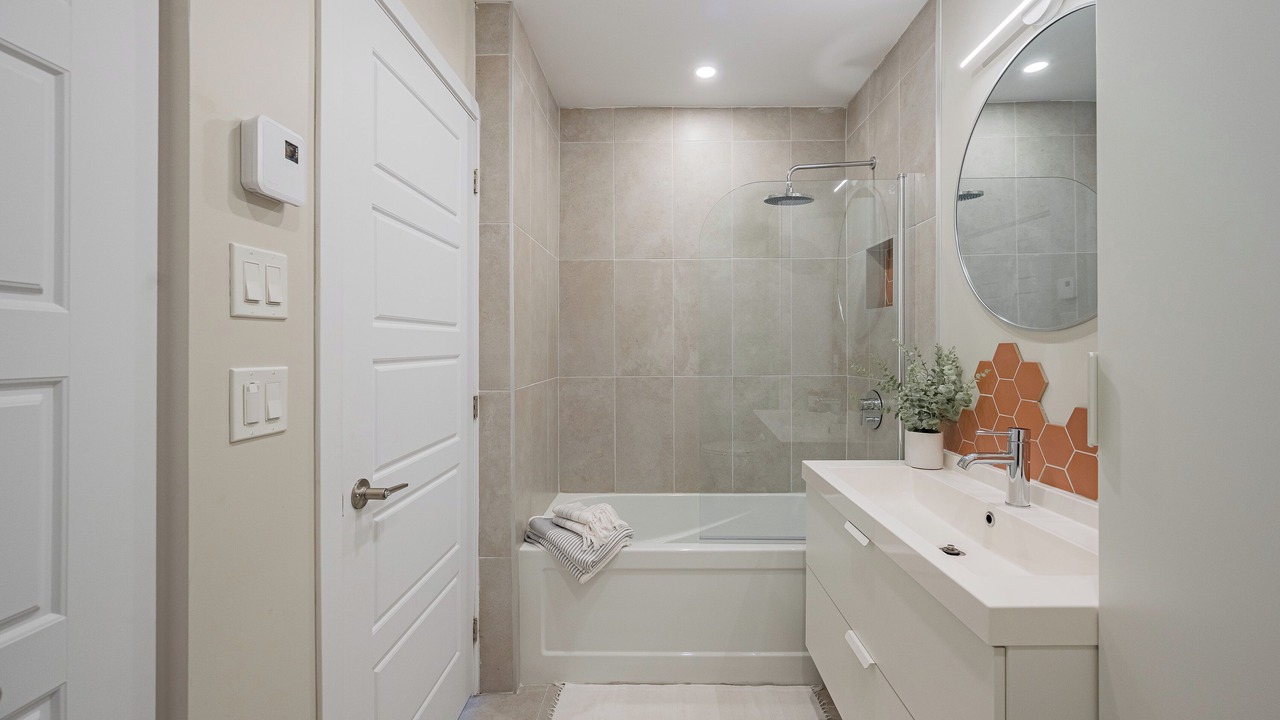 Photo of Bathroom in Saint-Simon