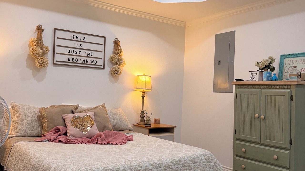 Photo of Bedroom in Flint