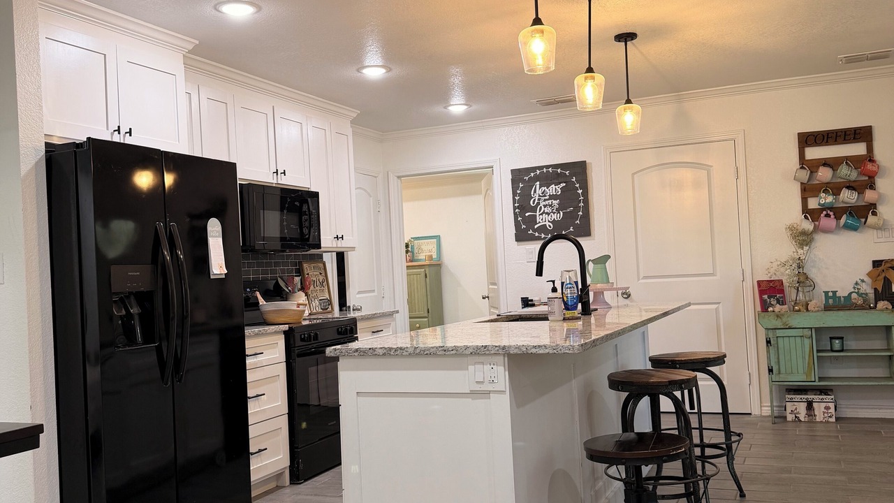 Photo of Kitchen in Flint