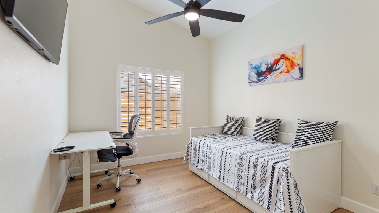 Photo of Bedroom in Ahwatukee Foothills