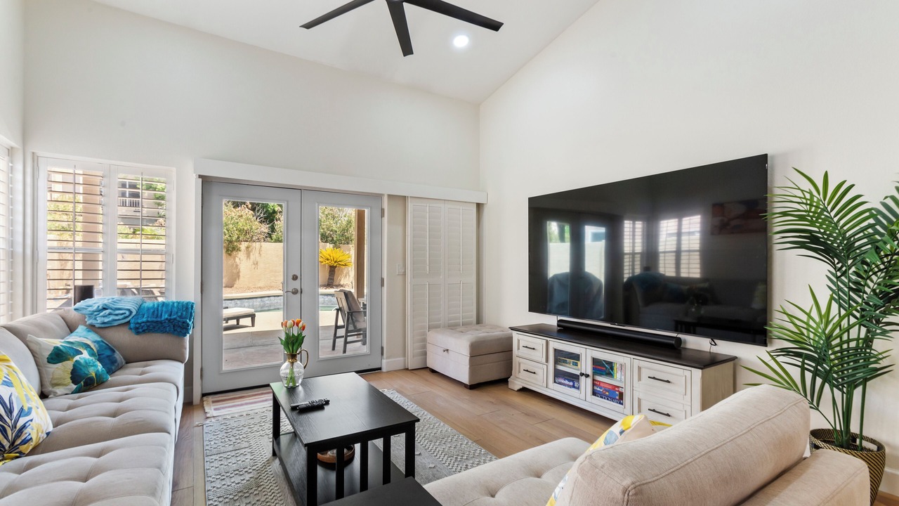 Photo of Livingroom in Ahwatukee Foothills