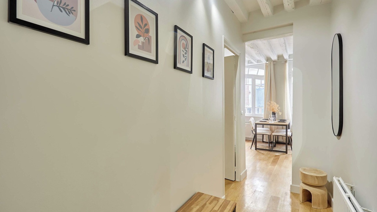 Photo of Livingroom in 5th Arrondissement