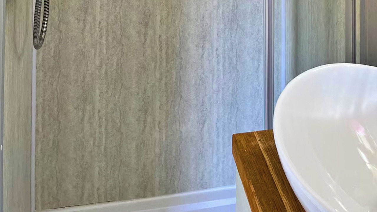 Photo of Bathroom in Halfway House