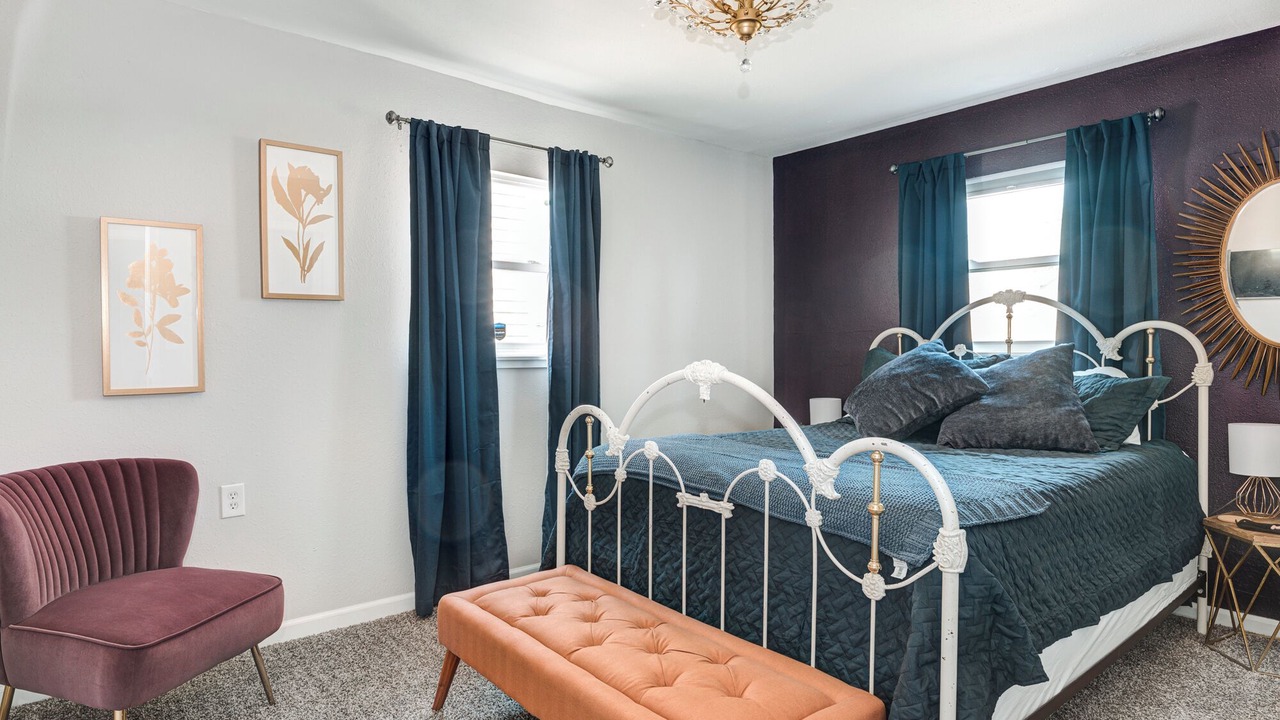 Photo of Bedroom in Fountain Square