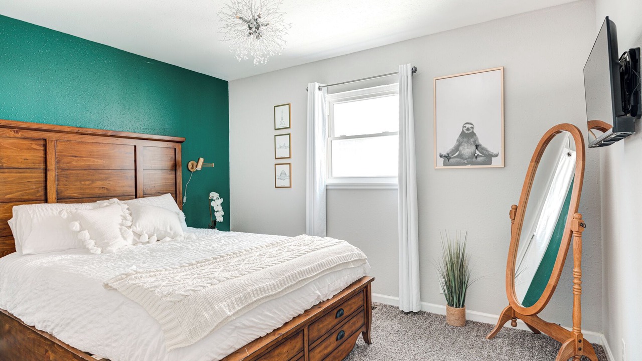 Photo of Bedroom in Fountain Square