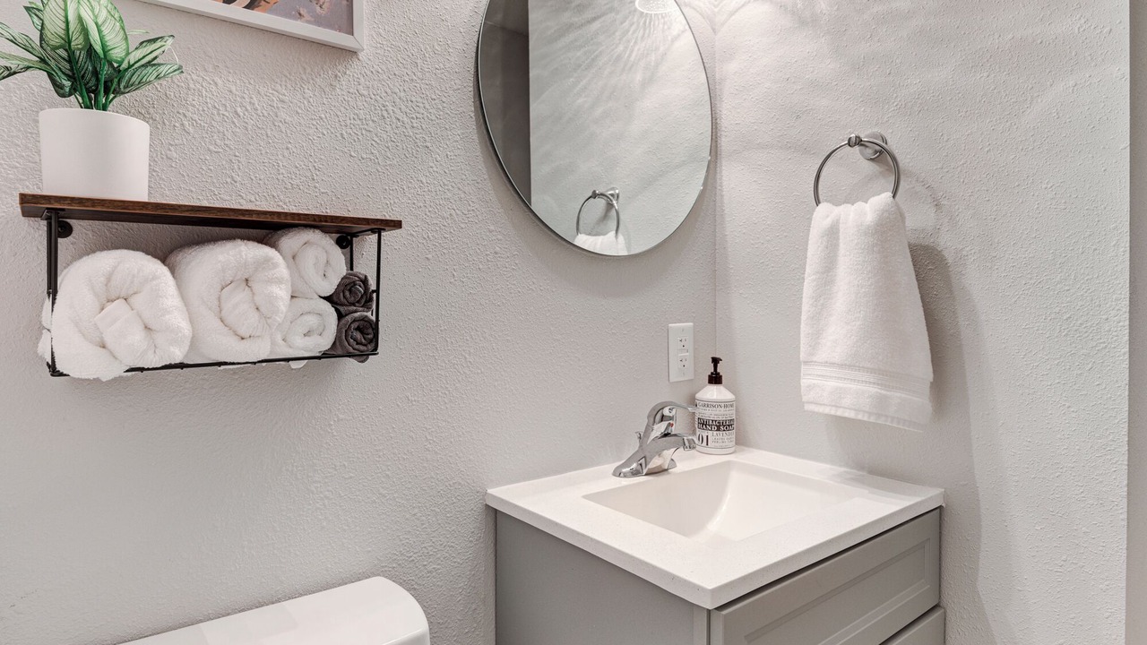 Photo of Bathroom in Fountain Square