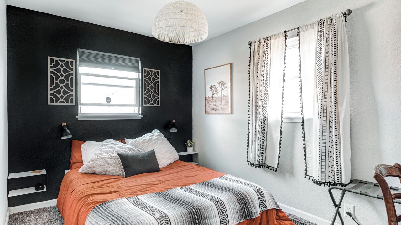 Photo of Bedroom in Fountain Square