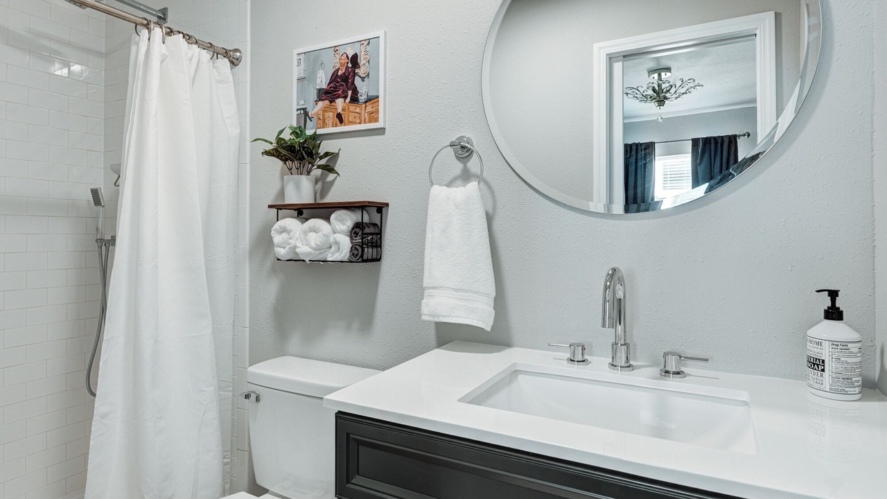 Photo of Bathroom in Fountain Square