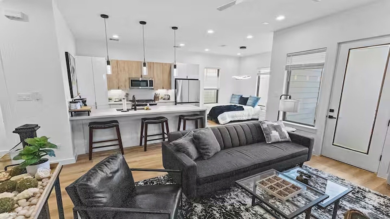 Photo of Livingroom in OST - South Union