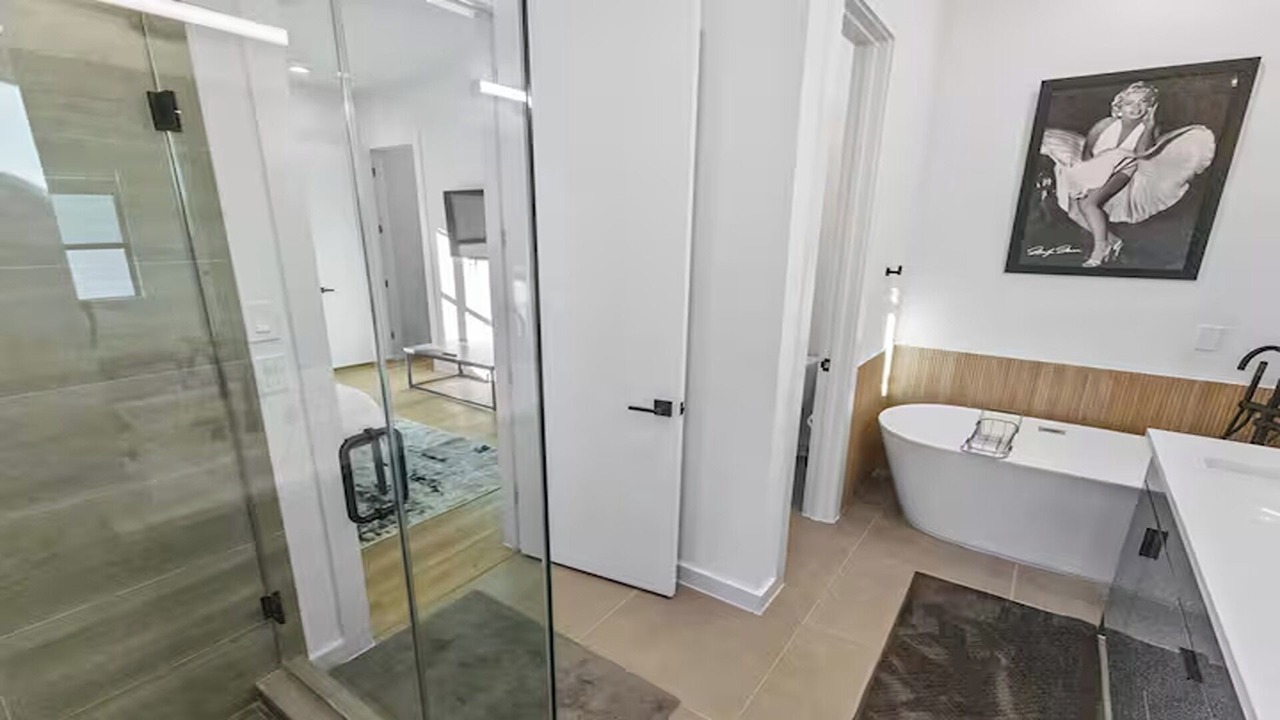Photo of Bathroom in OST - South Union
