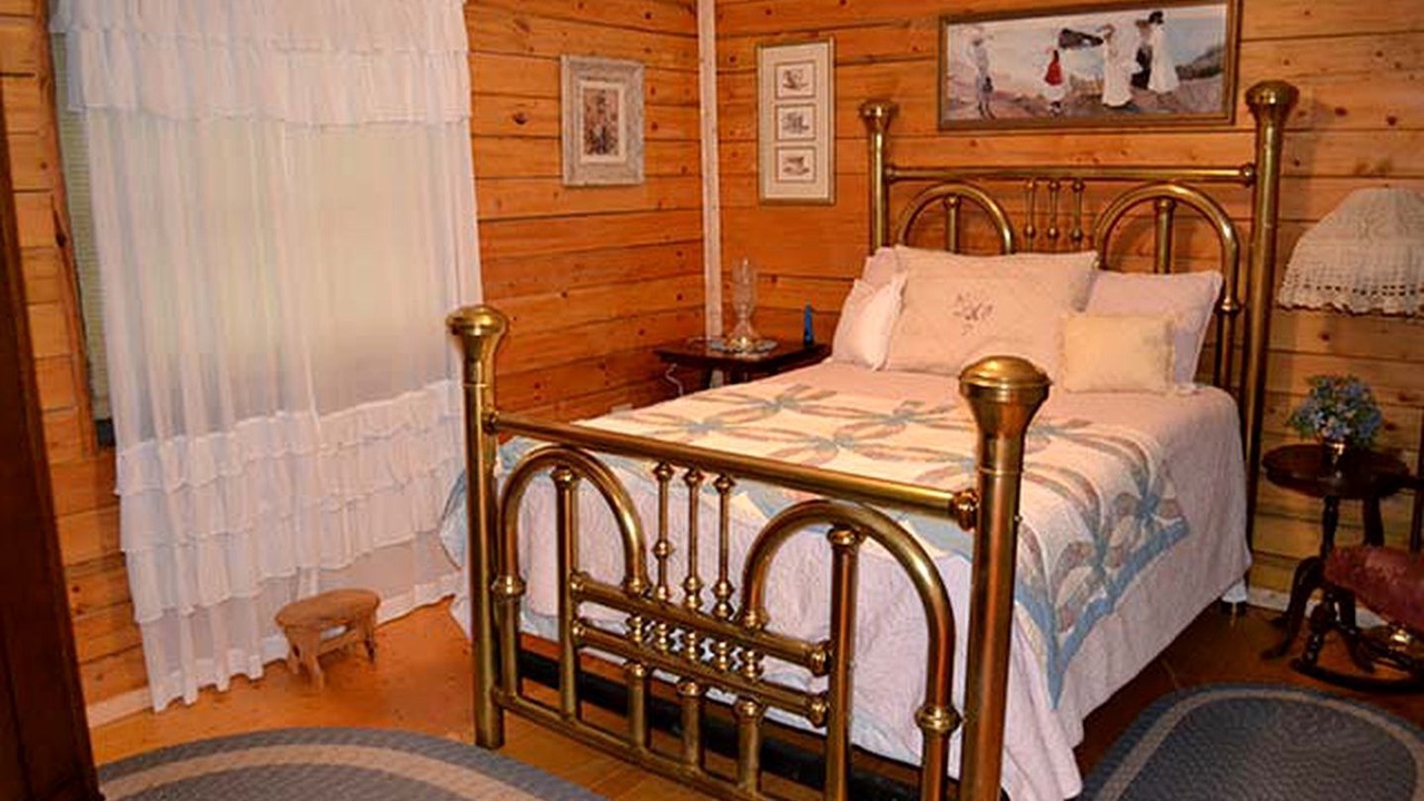 Photo of Bedroom in Naumanns Camp