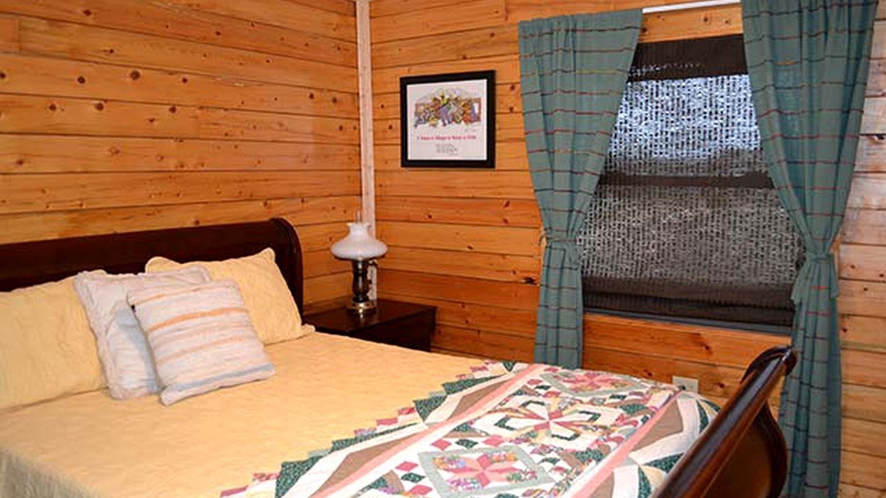 Photo of Bedroom in Naumanns Camp