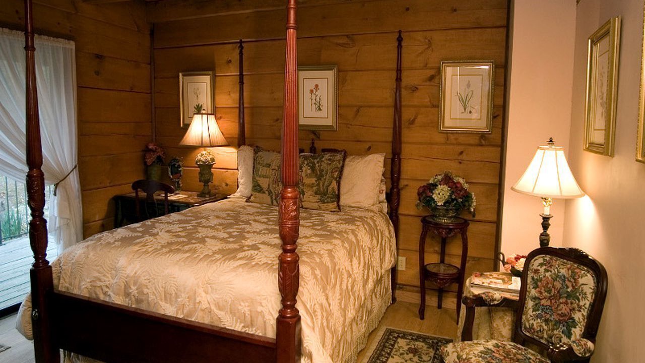 Photo of Bedroom in Compton