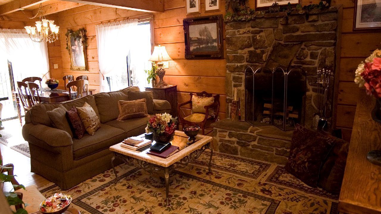 Photo of Livingroom in Compton