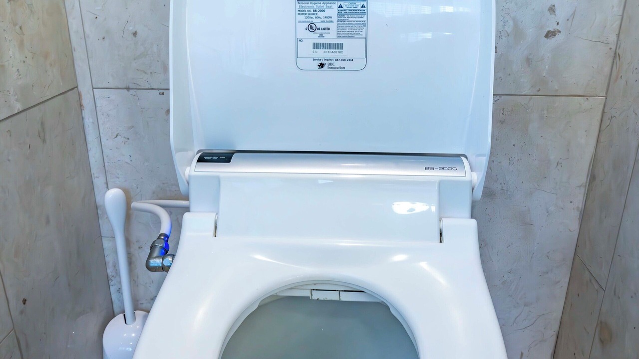 Photo of Bathroom in Vista