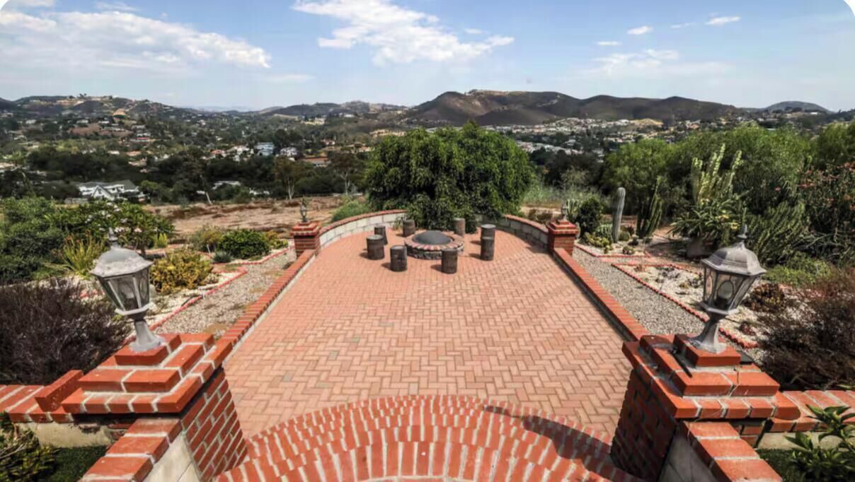 Photo of Outdoor in Vista