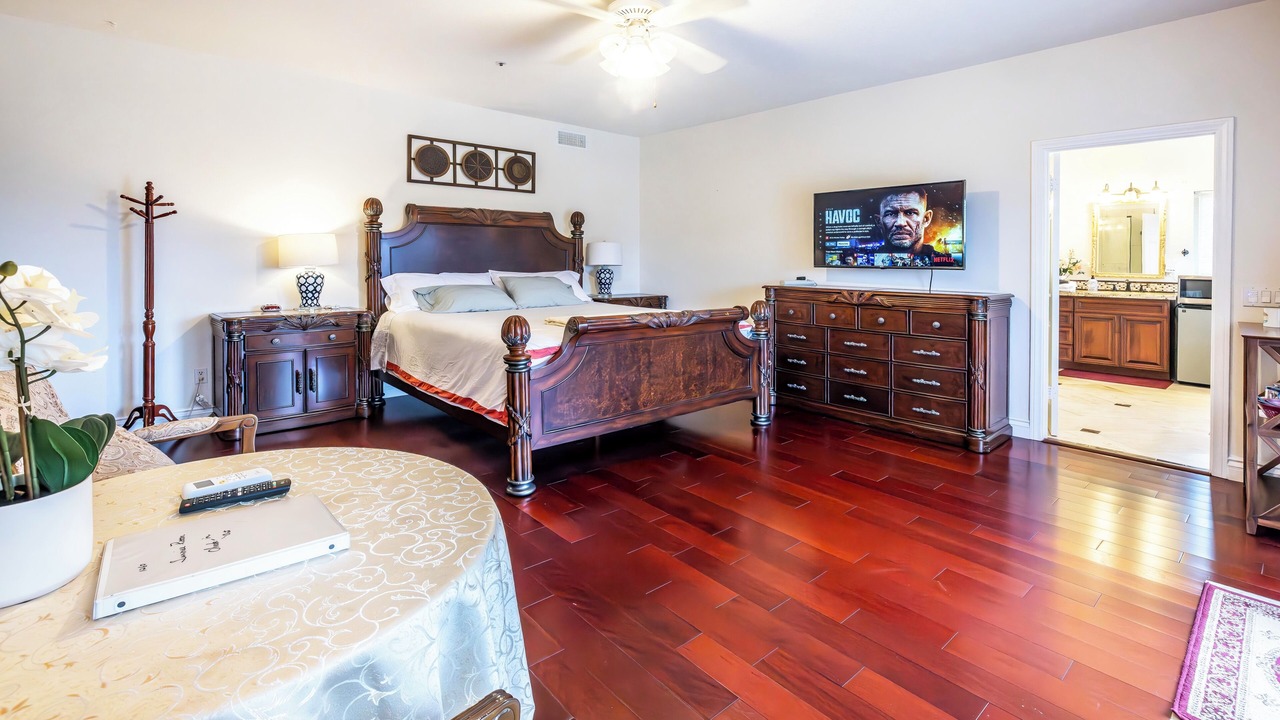Photo of Bedroom in Vista