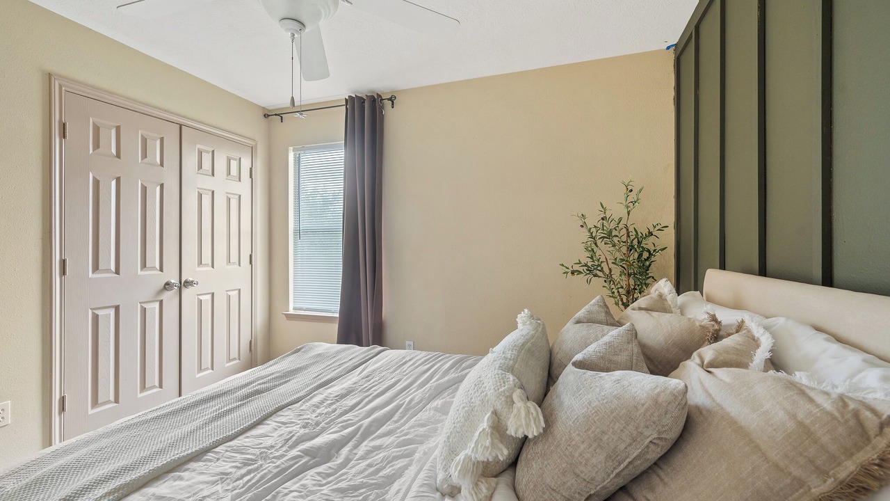Photo of Bedroom in Barker