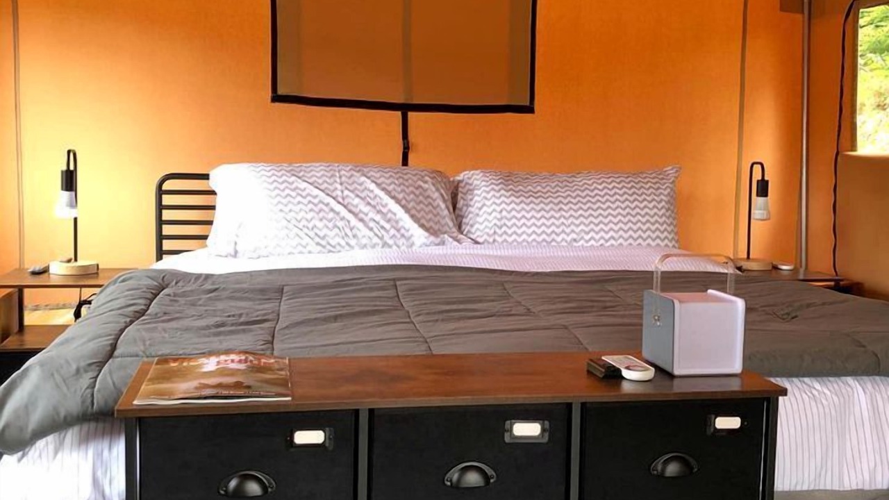 Photo of Bedroom in Roscoe
