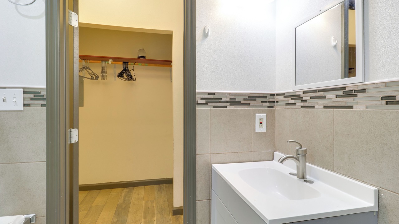 Photo of Bathroom in Circle D-KC Estates