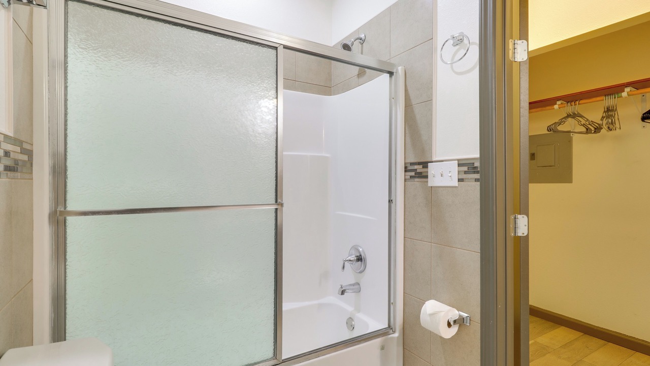 Photo of Bathroom in Circle D-KC Estates