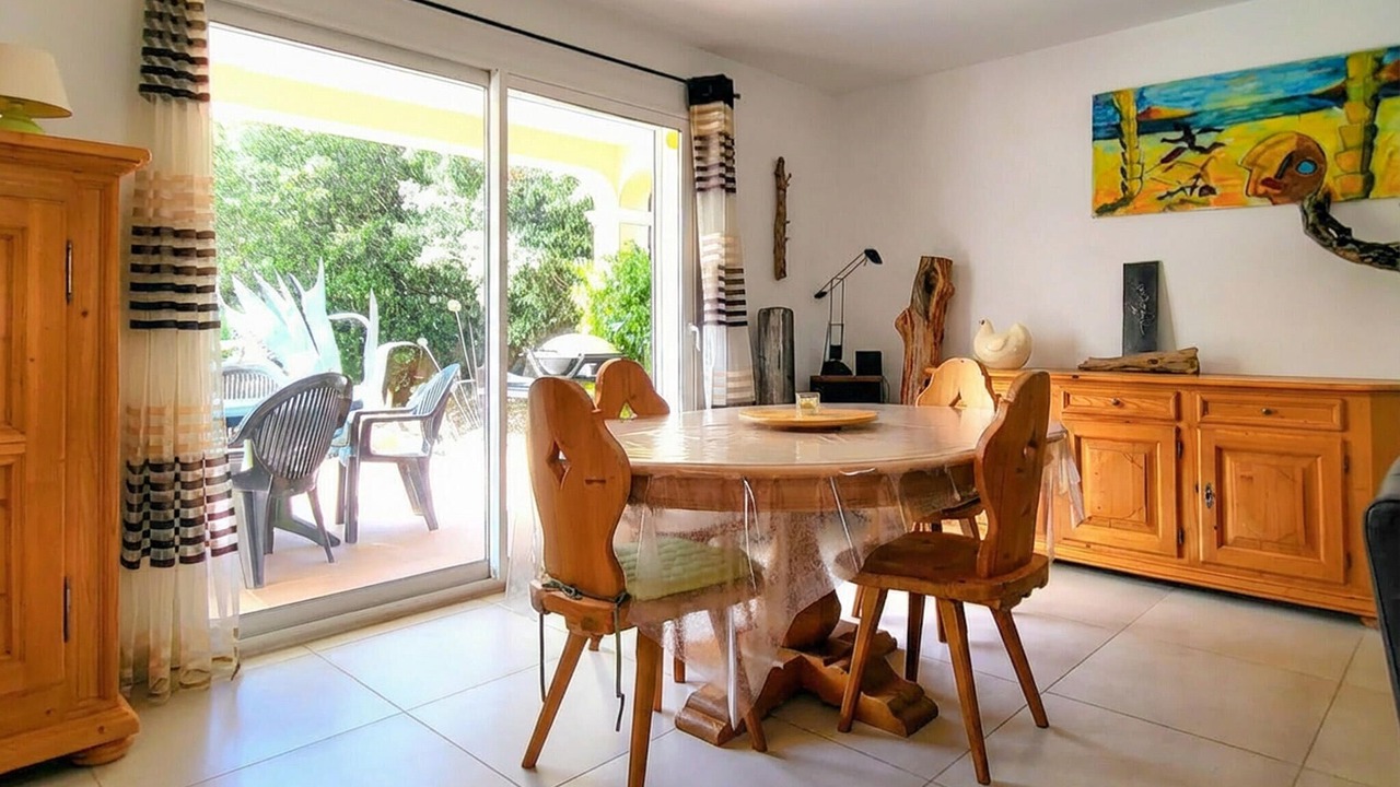 Photo of Bedroom in Mejannes-le-Clap